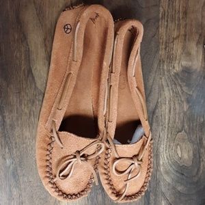 New peace Moccasins rubber soles/no tags